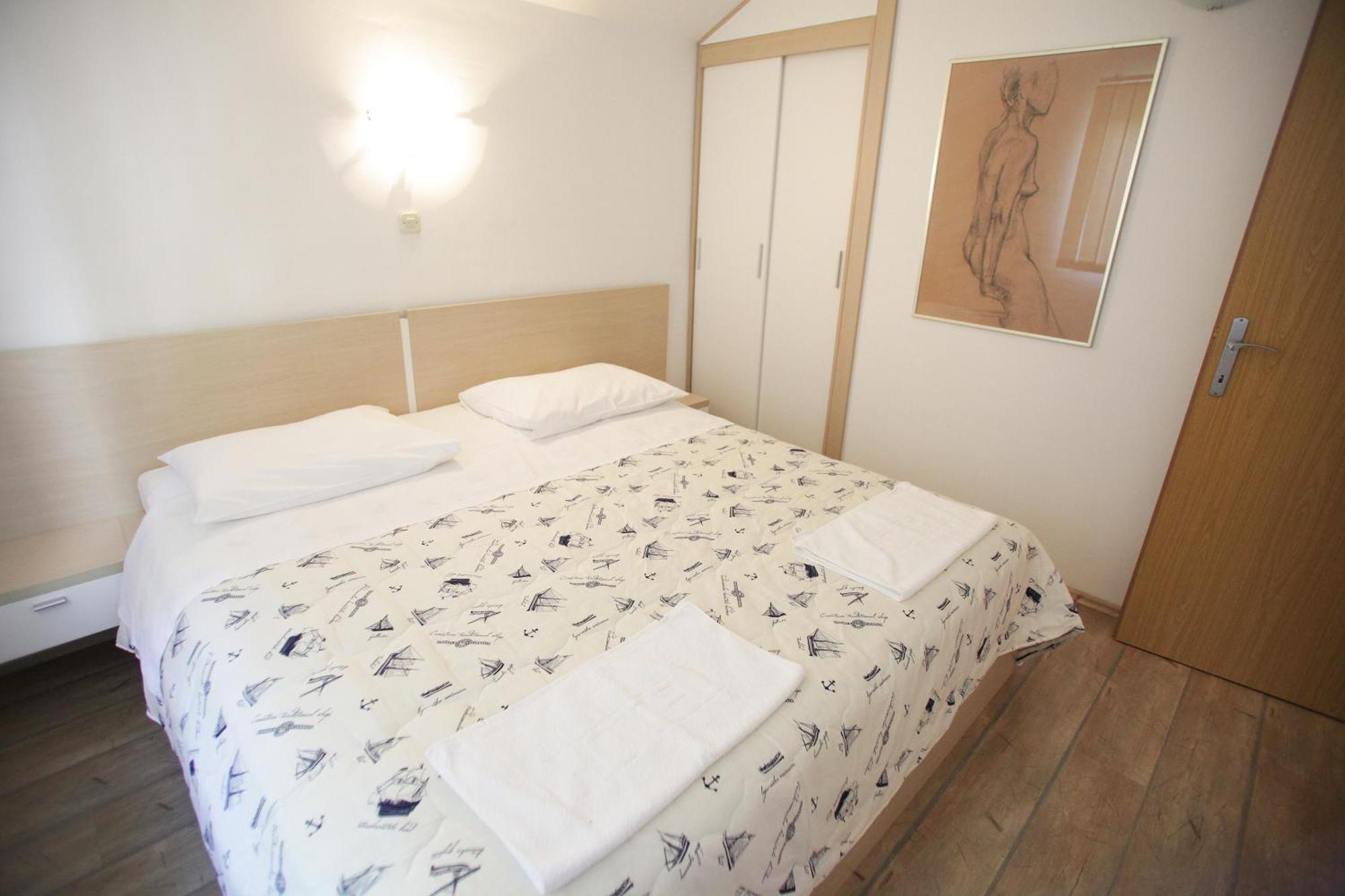 טרוגיר Apartments Kudelik מראה חיצוני תמונה