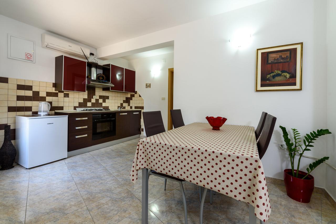 טרוגיר Apartments Kudelik מראה חיצוני תמונה